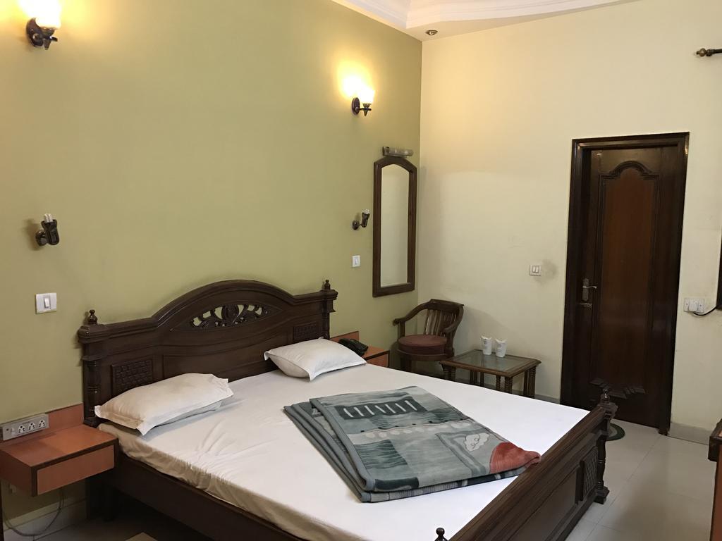 Hotel D R International Ambala Exterior photo